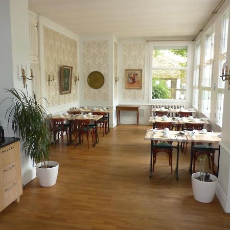 Bourbon-lʼArchambault Hotel Des Thermes מראה חיצוני תמונה